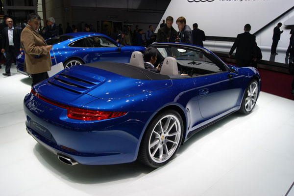Porsche 911 Carrera 4 Cabrio