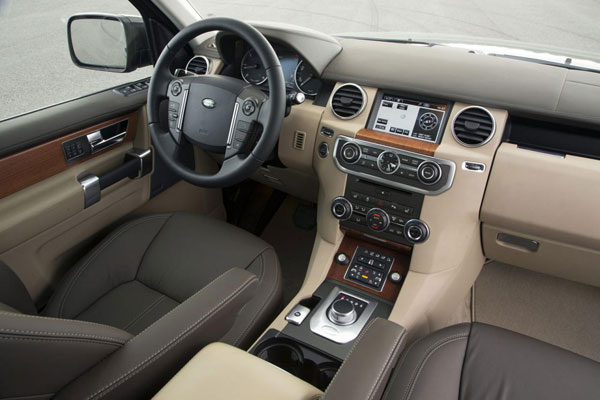 2013 Land Rover Discovery 4 / LR4